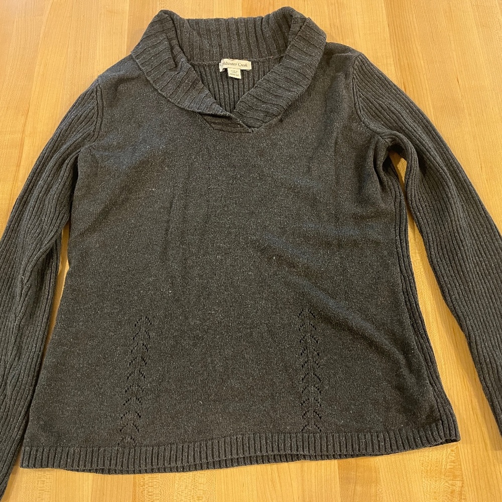 Coldwater Creek Beautiful Gray Sweater